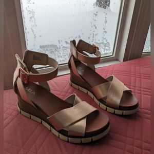 Women's Mia strappy gold wedge  sandals